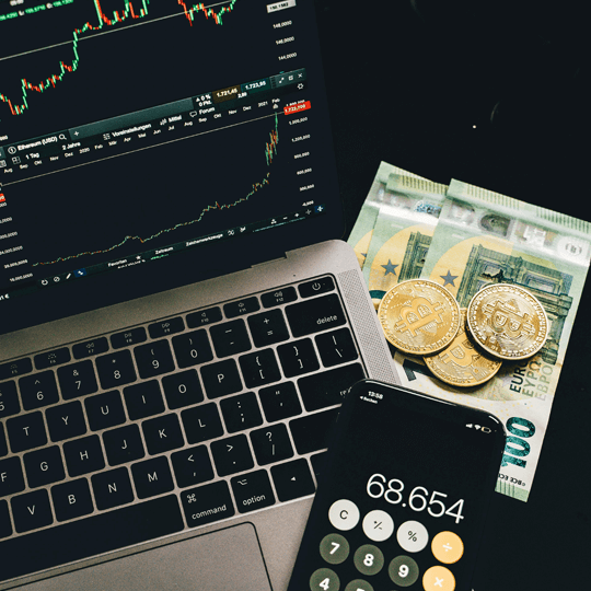 Élevé Gainlux équipe d'experts en investissement cryptographique